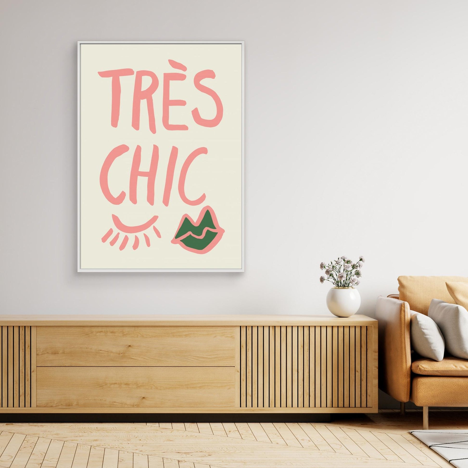 Tres Chic 