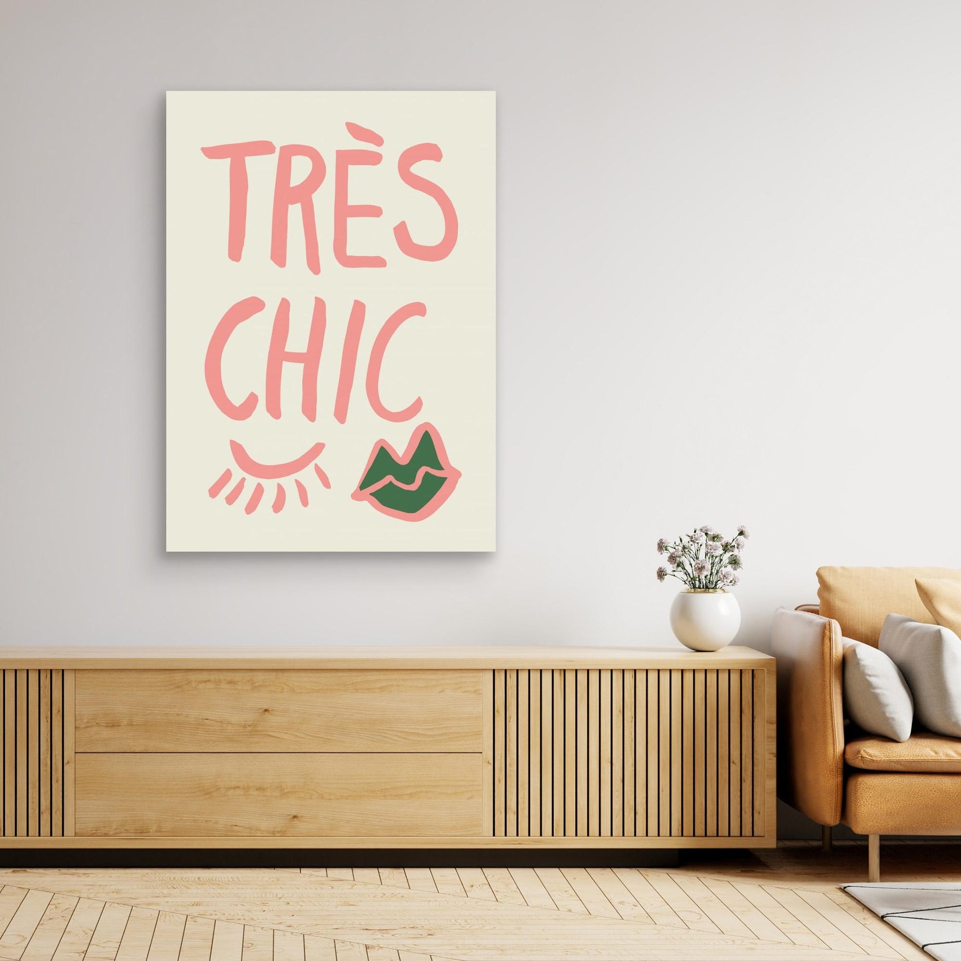 Tres Chic 